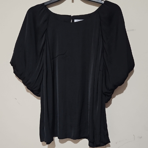 Nine West Tops - EUC Nine West Black Blouse with Puff Sleeves